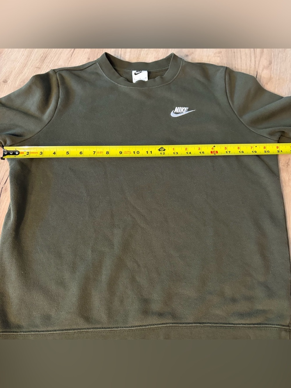 NIKE SPORTSWEAR CLUB FLEECE CREWNECK SWEATSHIRT OLIVE GREEN SIZE SMALL - Picture 4 of 6